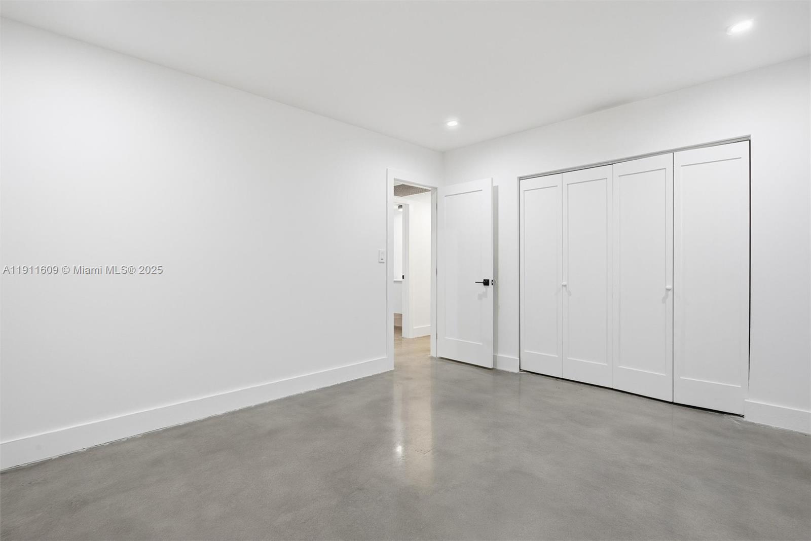 MIAMI LAKES WINDMILL GATE - Residential Lease