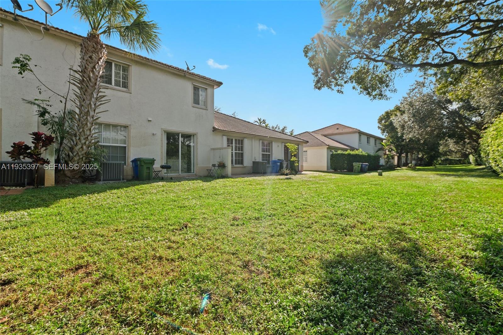WALNUT CREEK TOWNHOMES - Residential