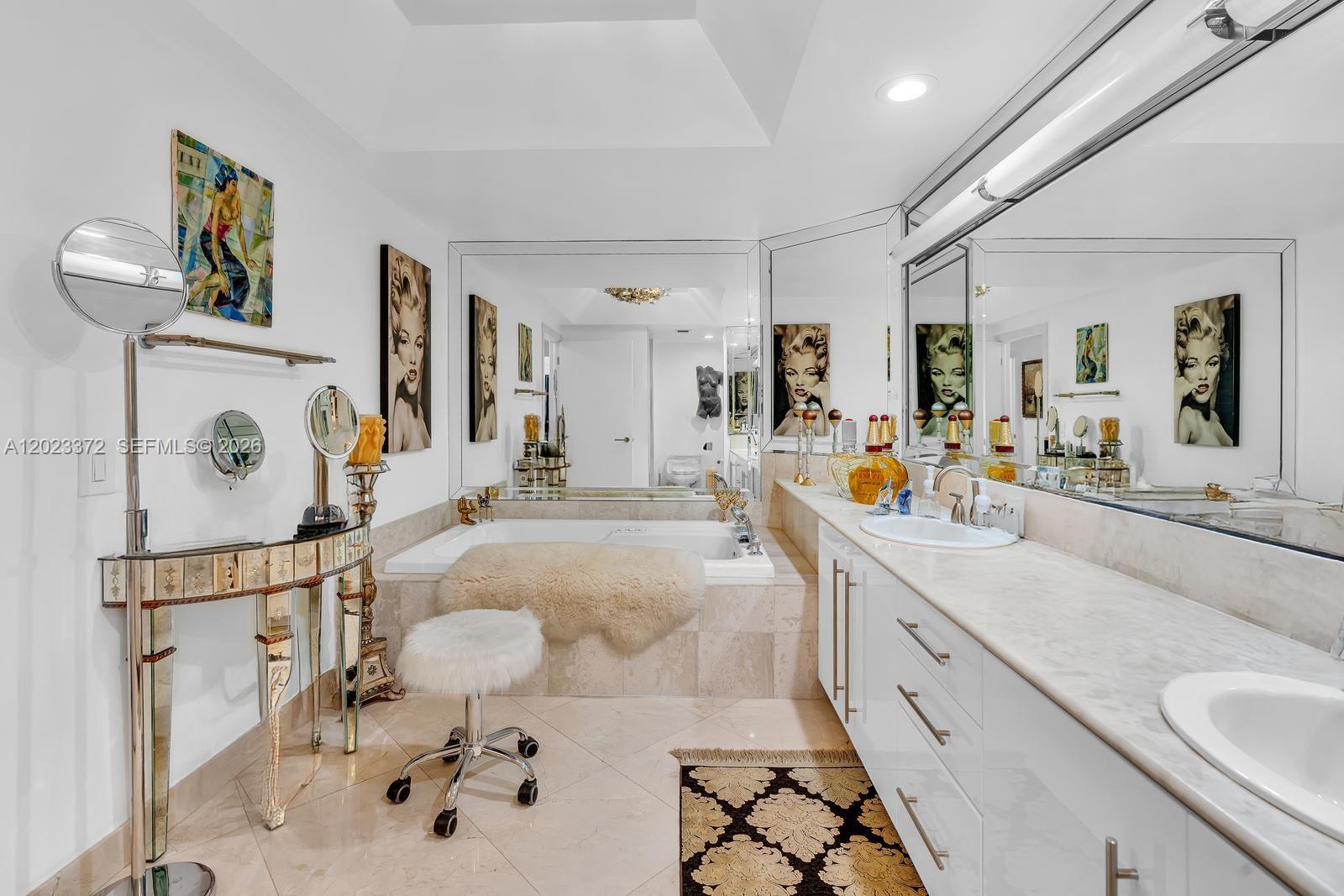 2000 ISL BLVD WILLIAMS IS - Residential