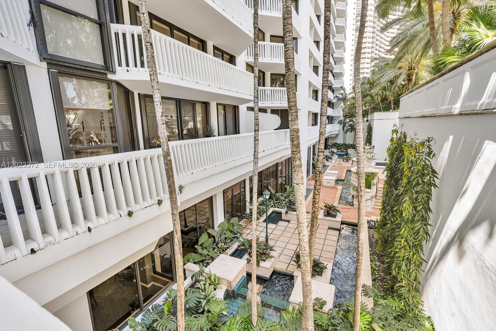 2000 ISL BLVD WILLIAMS IS - Residential