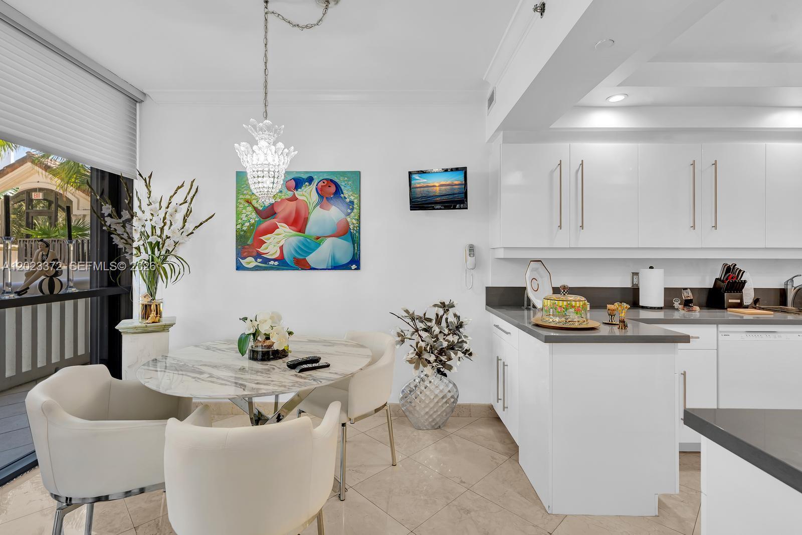 2000 ISL BLVD WILLIAMS IS - Residential