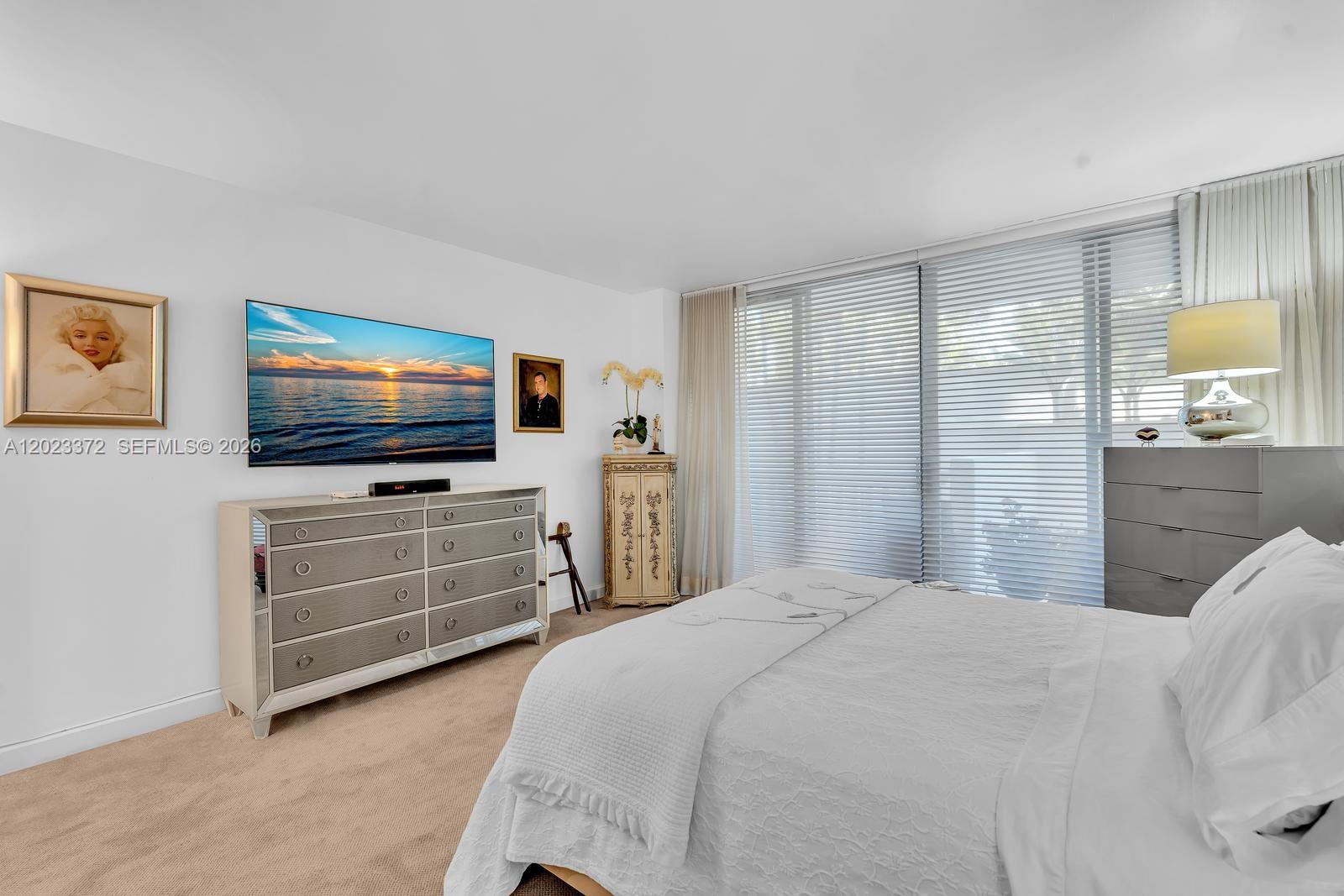 2000 ISL BLVD WILLIAMS IS - Residential
