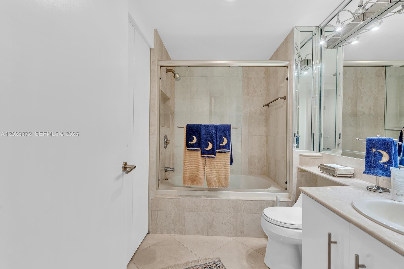 2000 ISL BLVD WILLIAMS IS - Residential