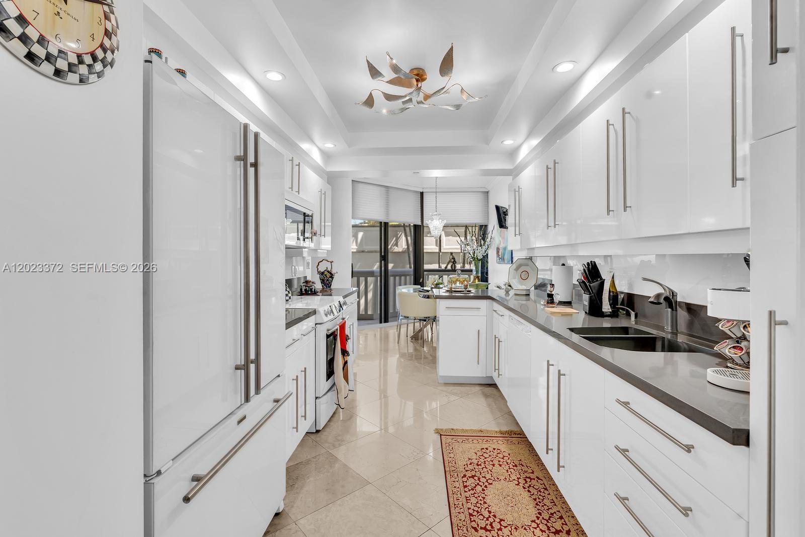 2000 ISL BLVD WILLIAMS IS - Residential