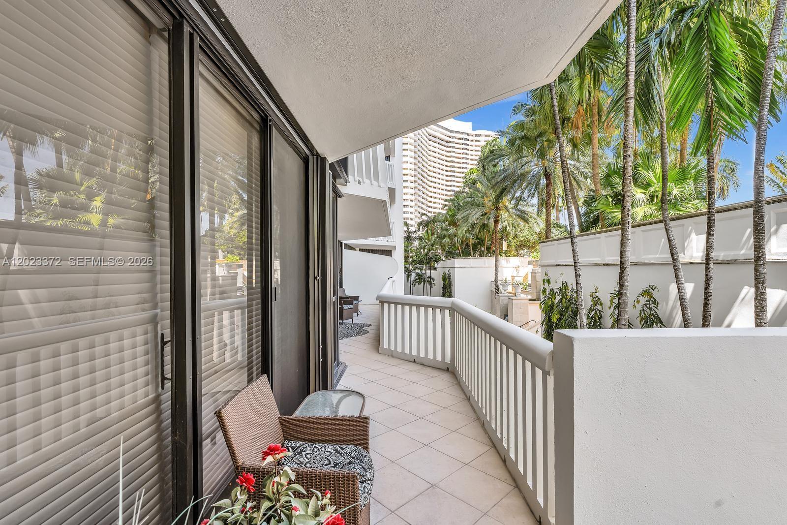 2000 ISL BLVD WILLIAMS IS - Residential