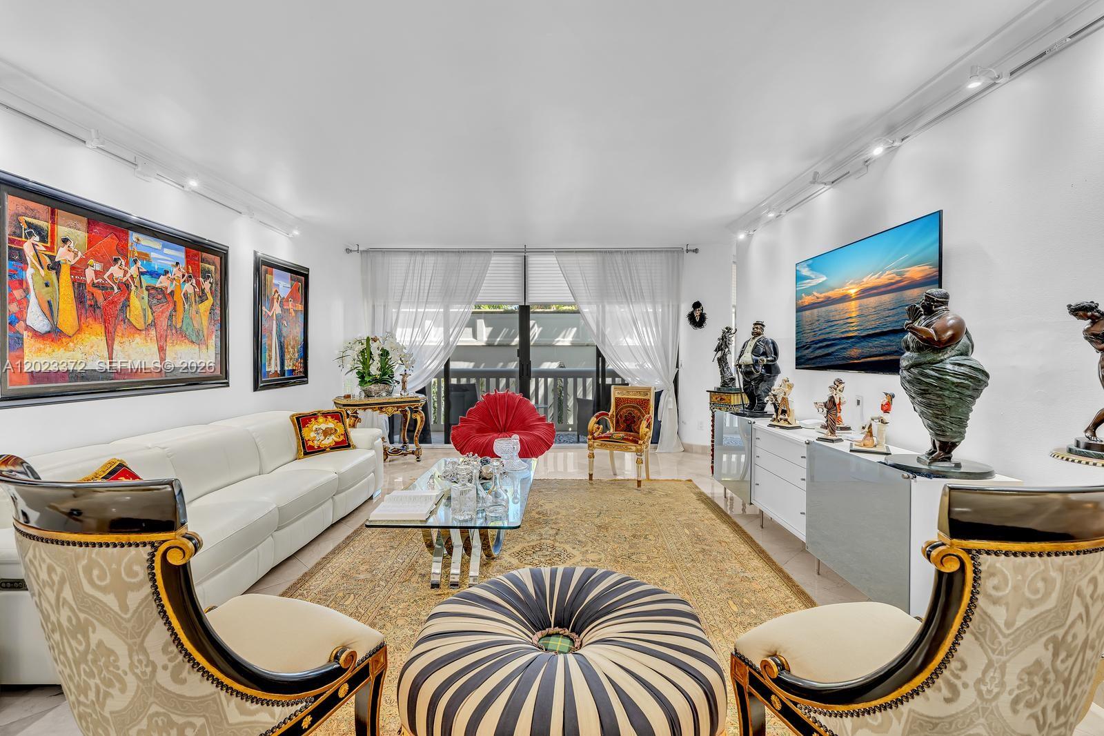 2000 ISL BLVD WILLIAMS IS - Residential