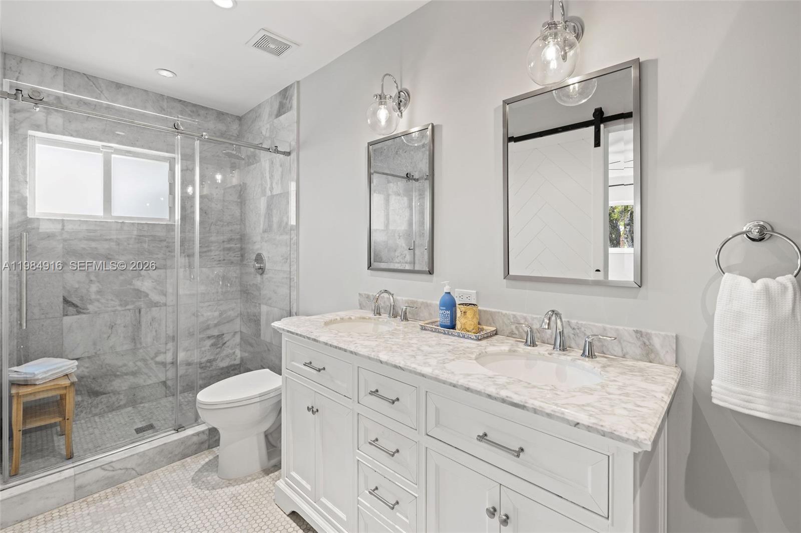 MIAMI SHORES SEC 3 - Residential