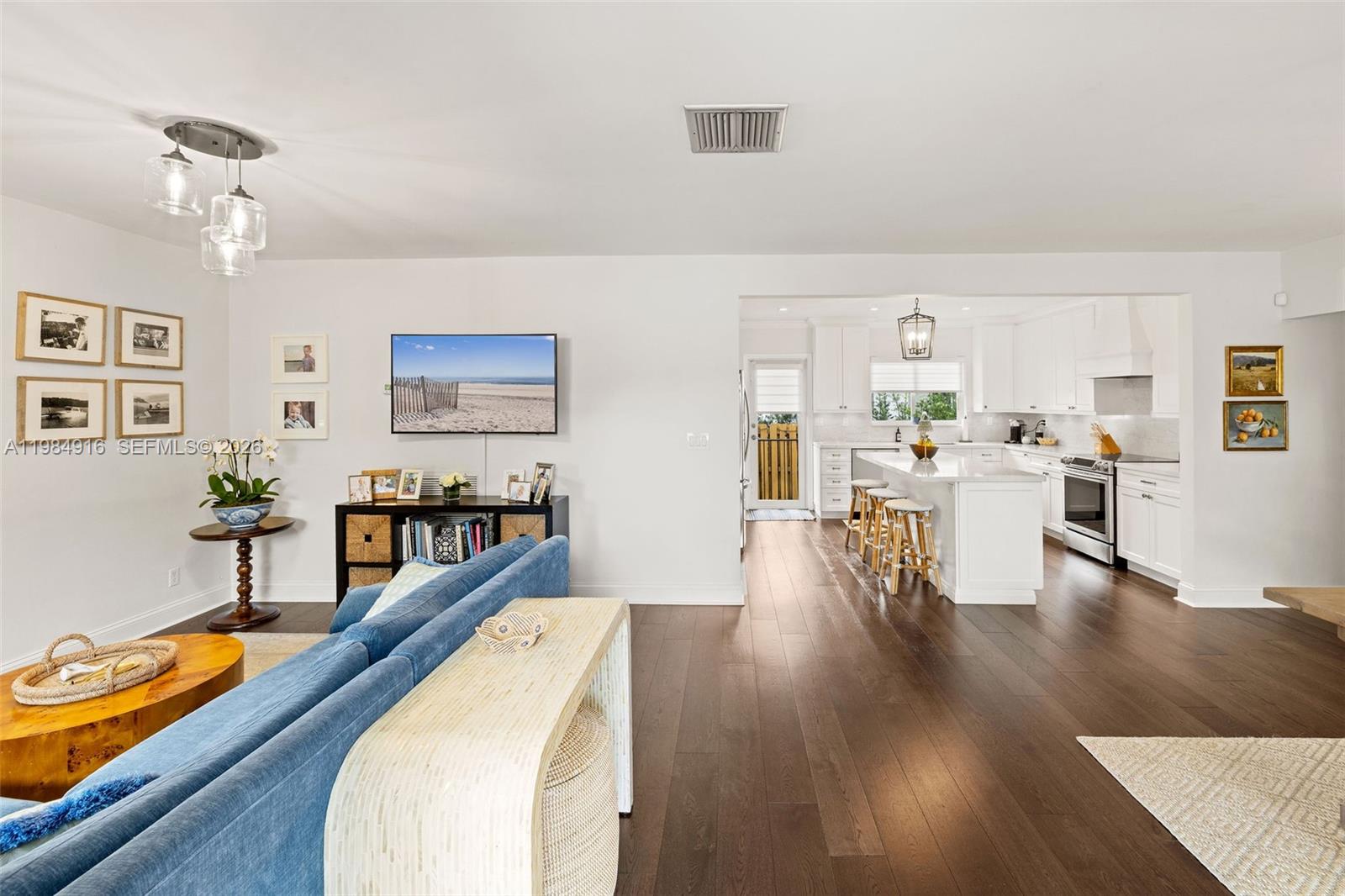 MIAMI SHORES SEC 3 - Residential