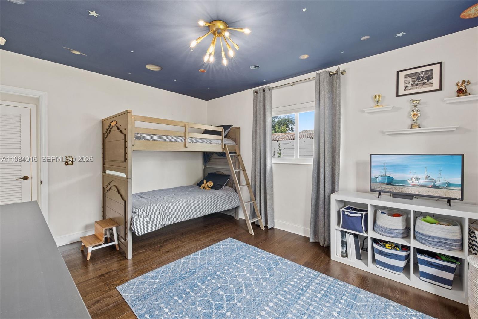 MIAMI SHORES SEC 3 - Residential