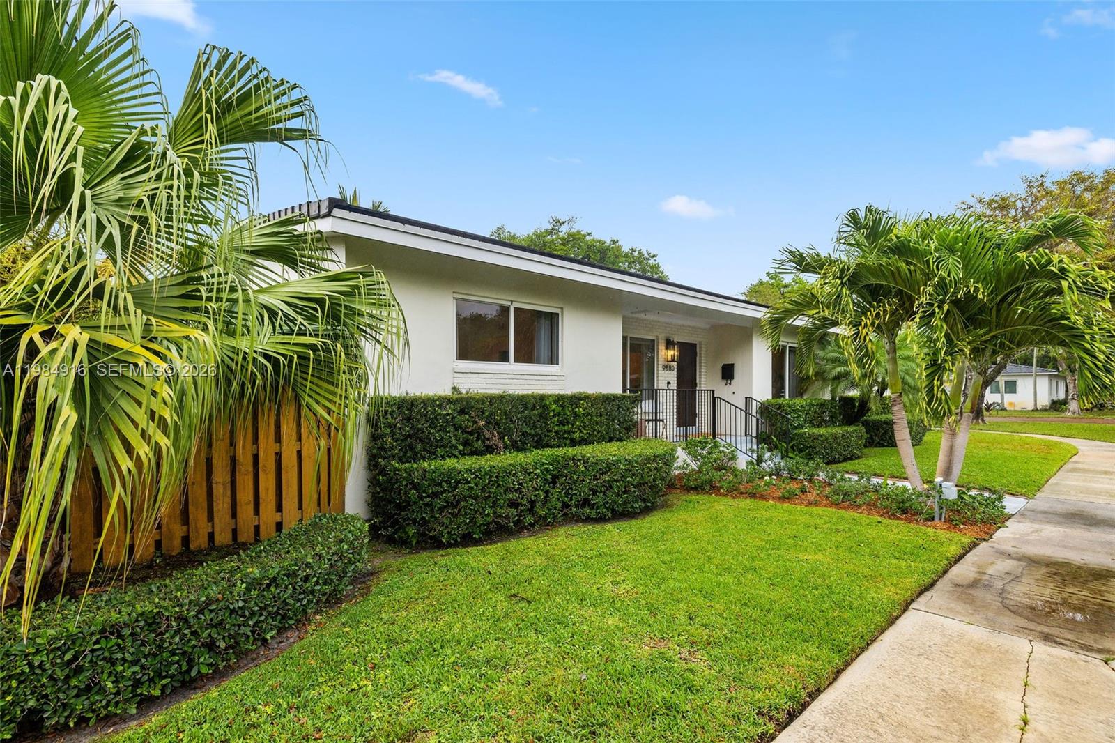 MIAMI SHORES SEC 3 - Residential
