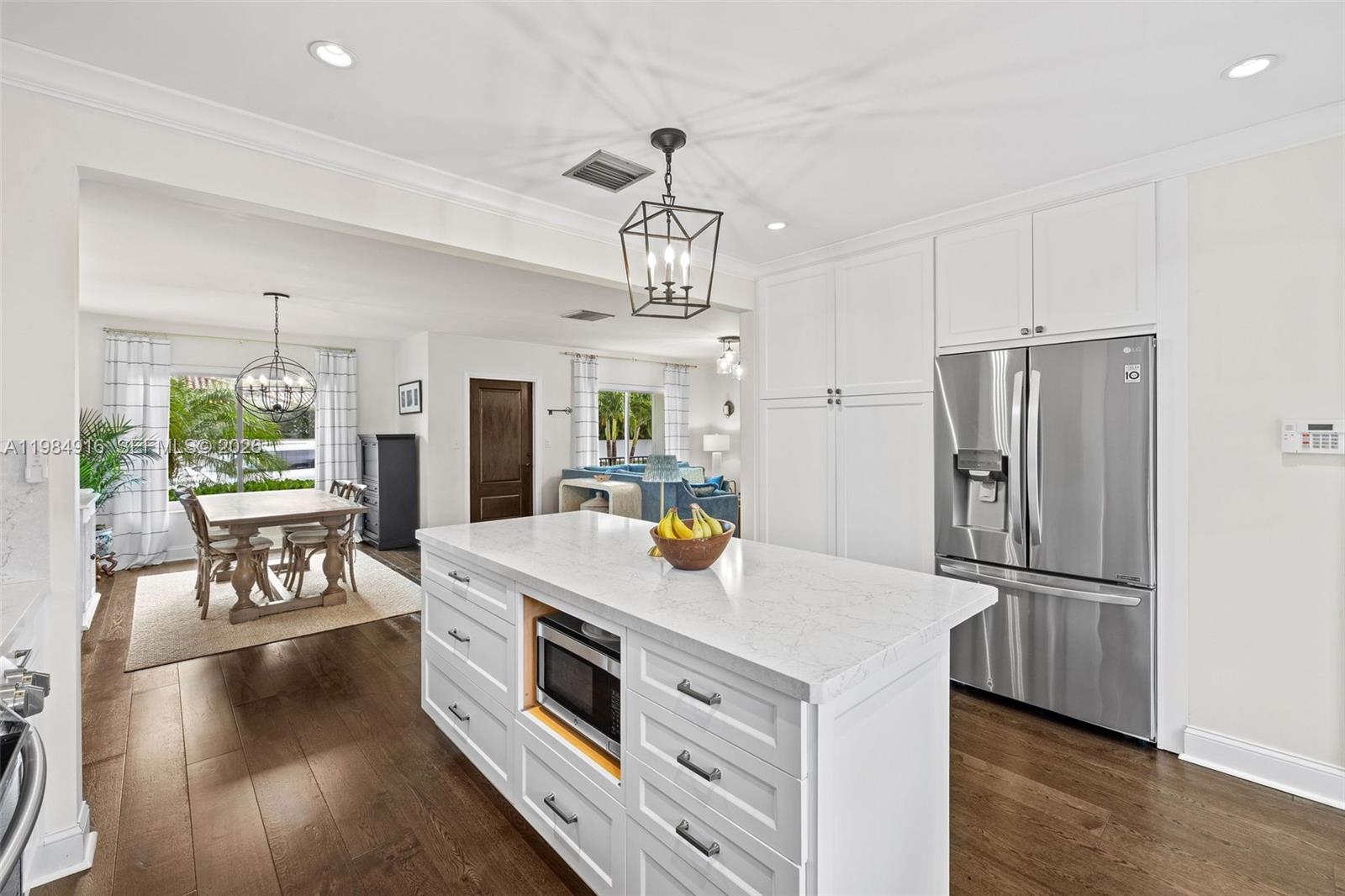 MIAMI SHORES SEC 3 - Residential