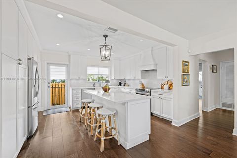 9880 NE 9th Ave Miami Shores FL 33138