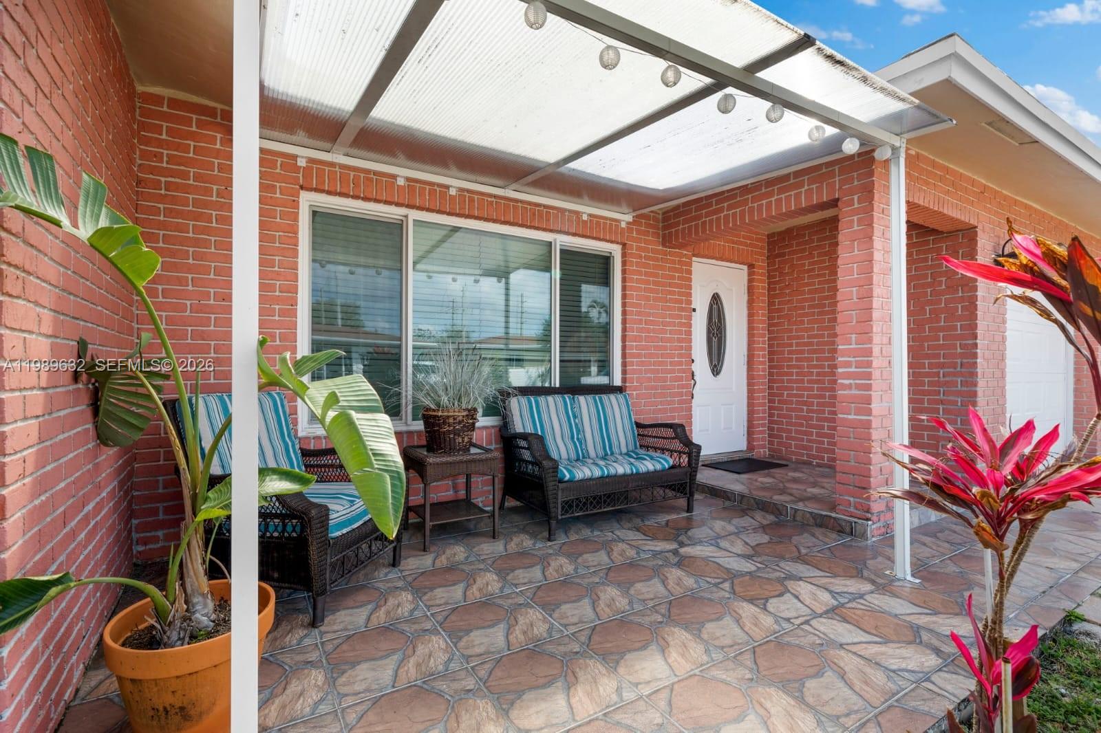 CRYSTAL LAKE 4TH SEC - Residential