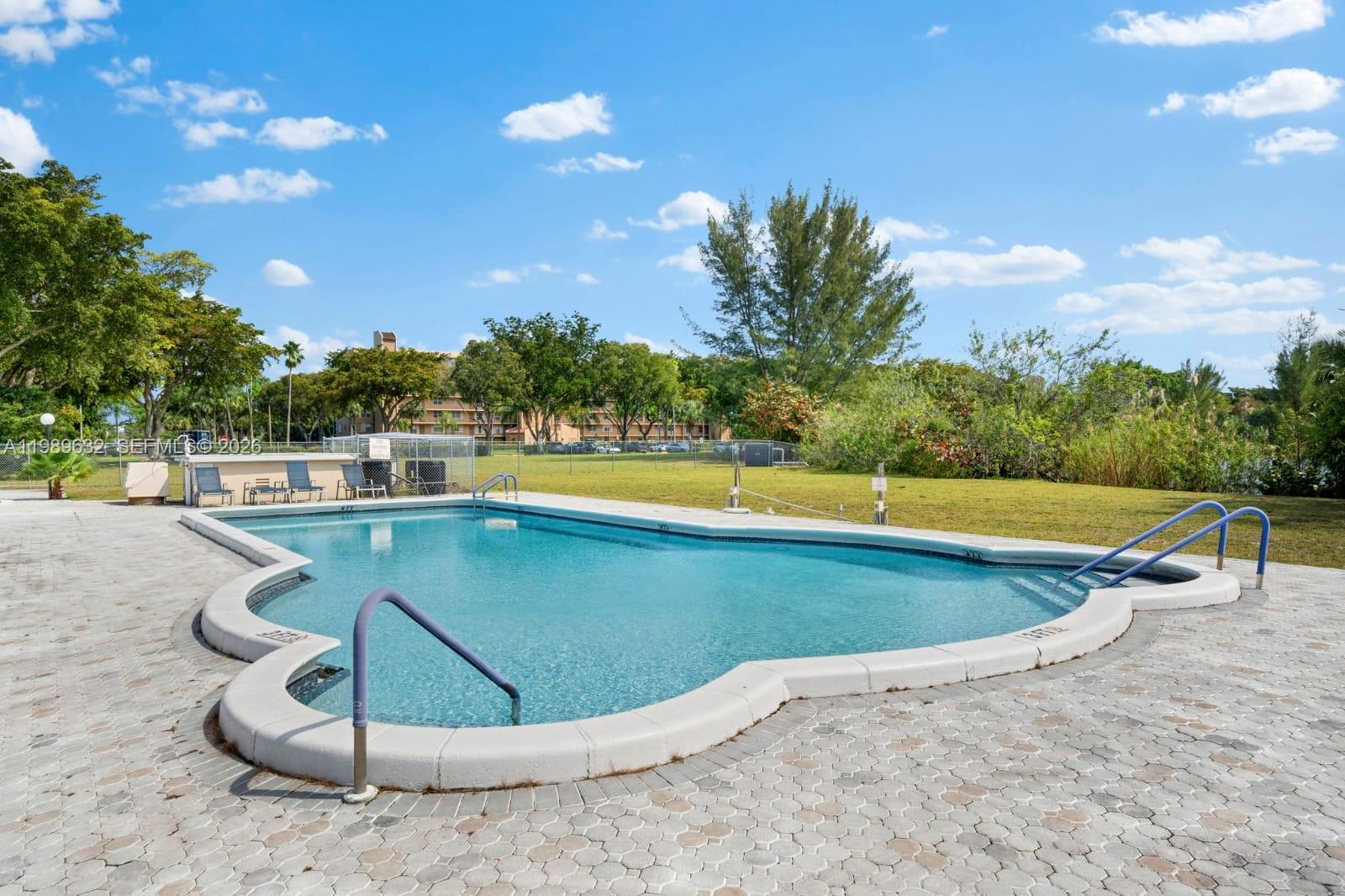 CRYSTAL LAKE 4TH SEC - Residential