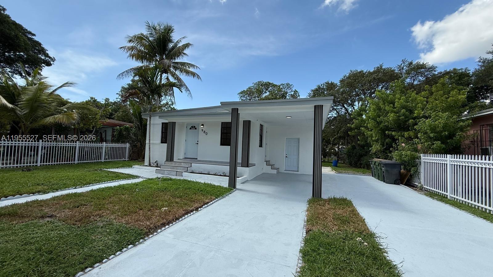 POINCIANNA MANOR SEC 2 - Residential