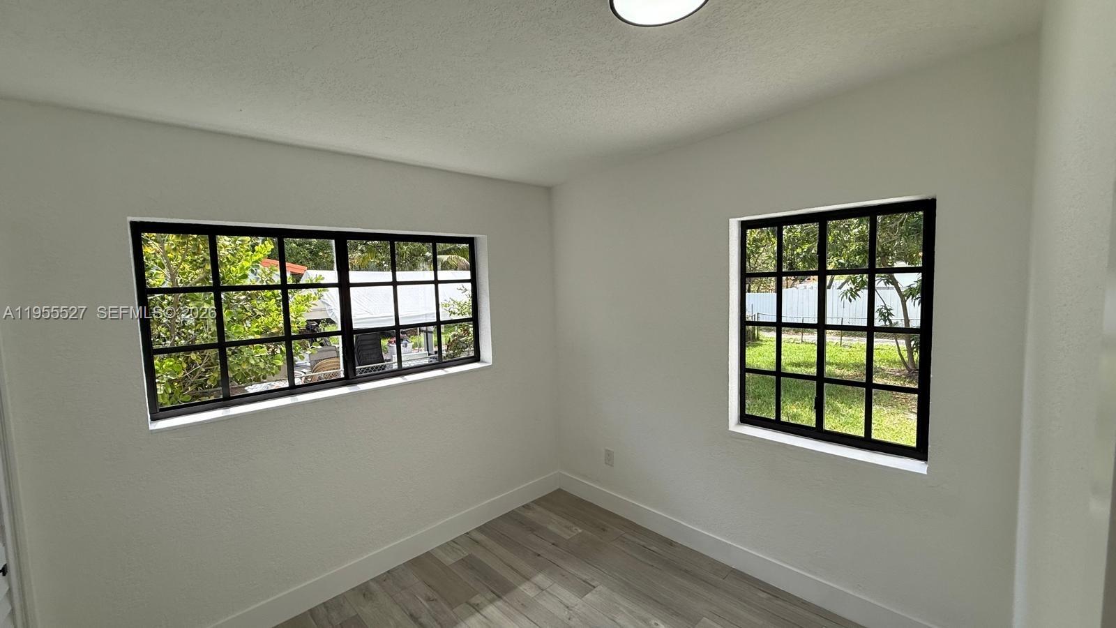 POINCIANNA MANOR SEC 2 - Residential