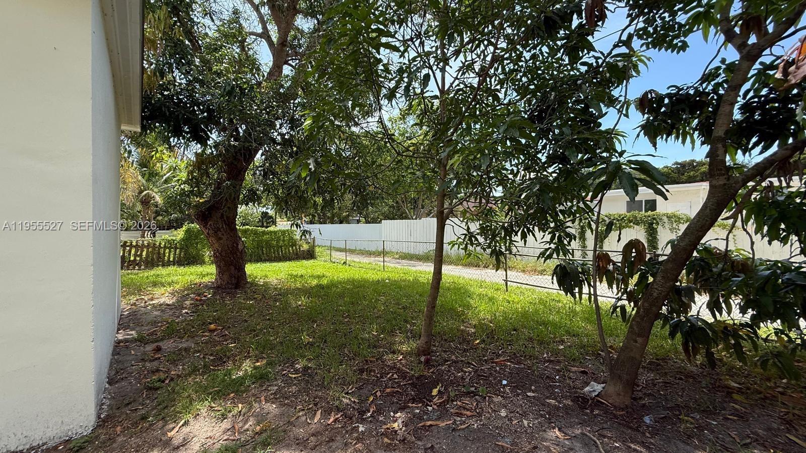 POINCIANNA MANOR SEC 2 - Residential