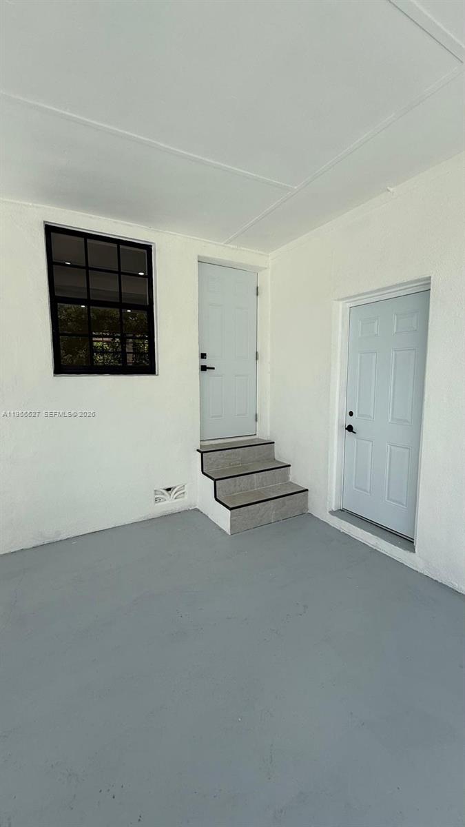 POINCIANNA MANOR SEC 2 - Residential