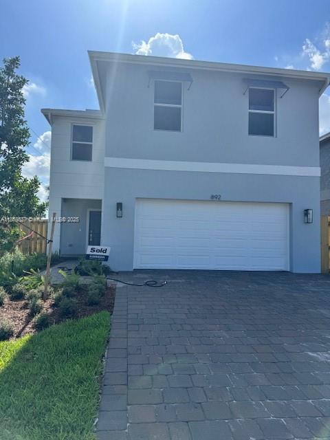 New Construction!! Beautiful house with 4 Bedrooms and 2.1 bathrooms in a corner lot. Overside patio, stainless steel appliances. Washer & Dryer. Do not miss this opportunity!!