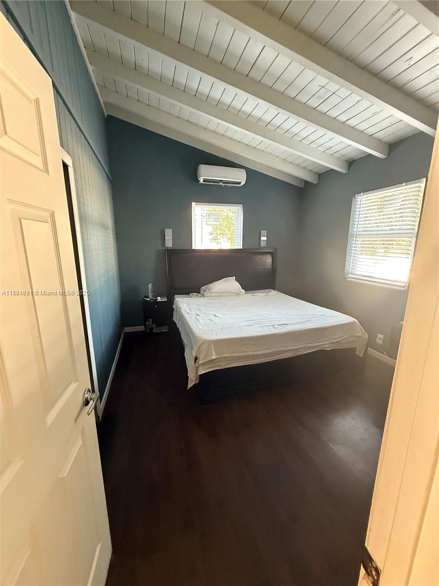 MIAMI GARDENS ESTATES SEC - Residential