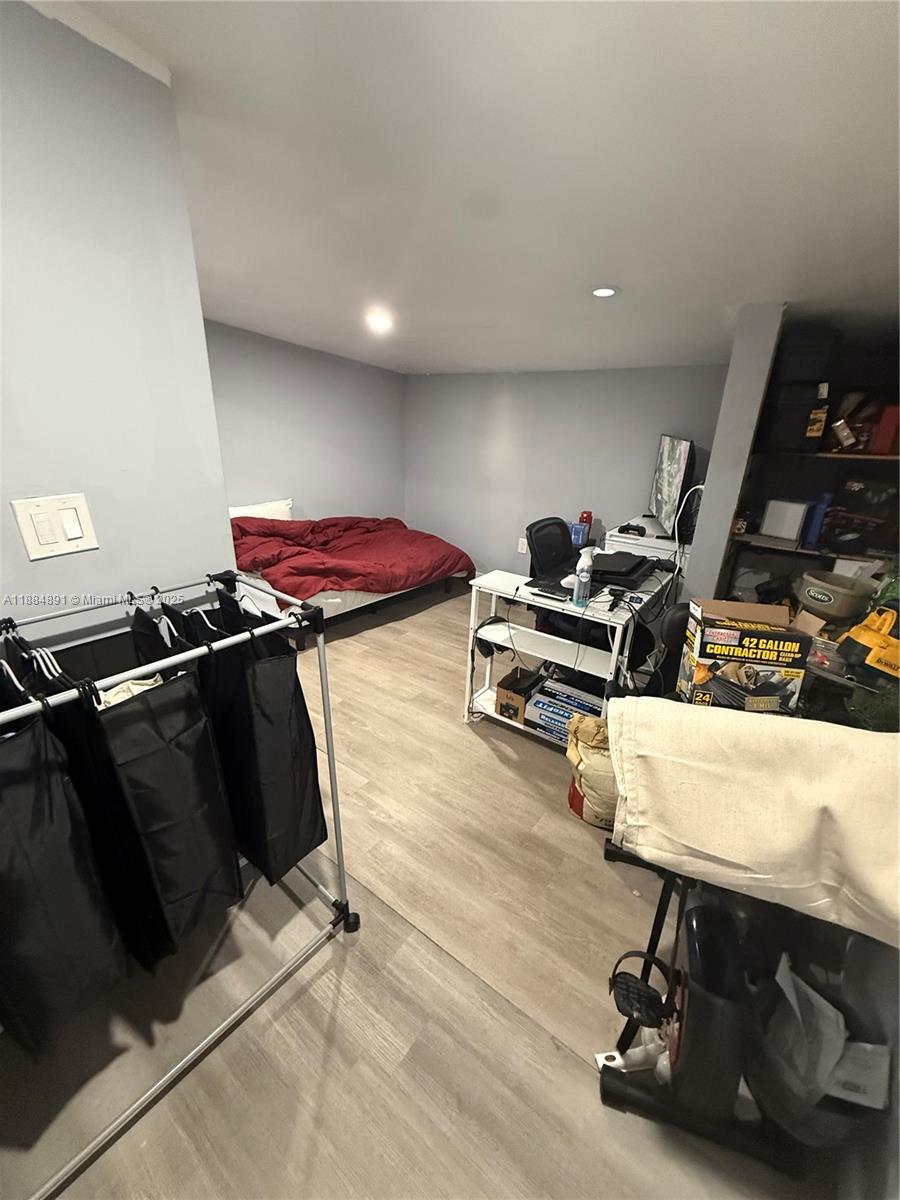 MIAMI GARDENS ESTATES SEC - Residential