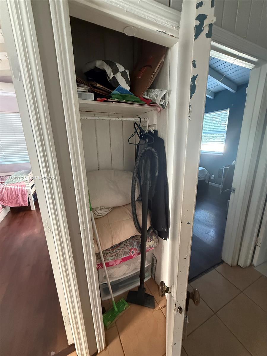 MIAMI GARDENS ESTATES SEC - Residential