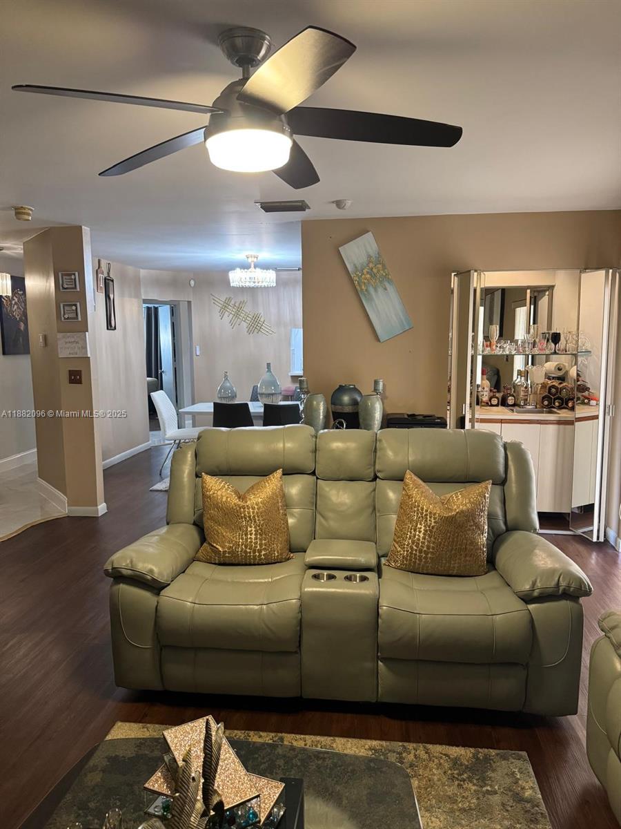HAMMOCKS AT COCONUT CREEK - Residential Lease