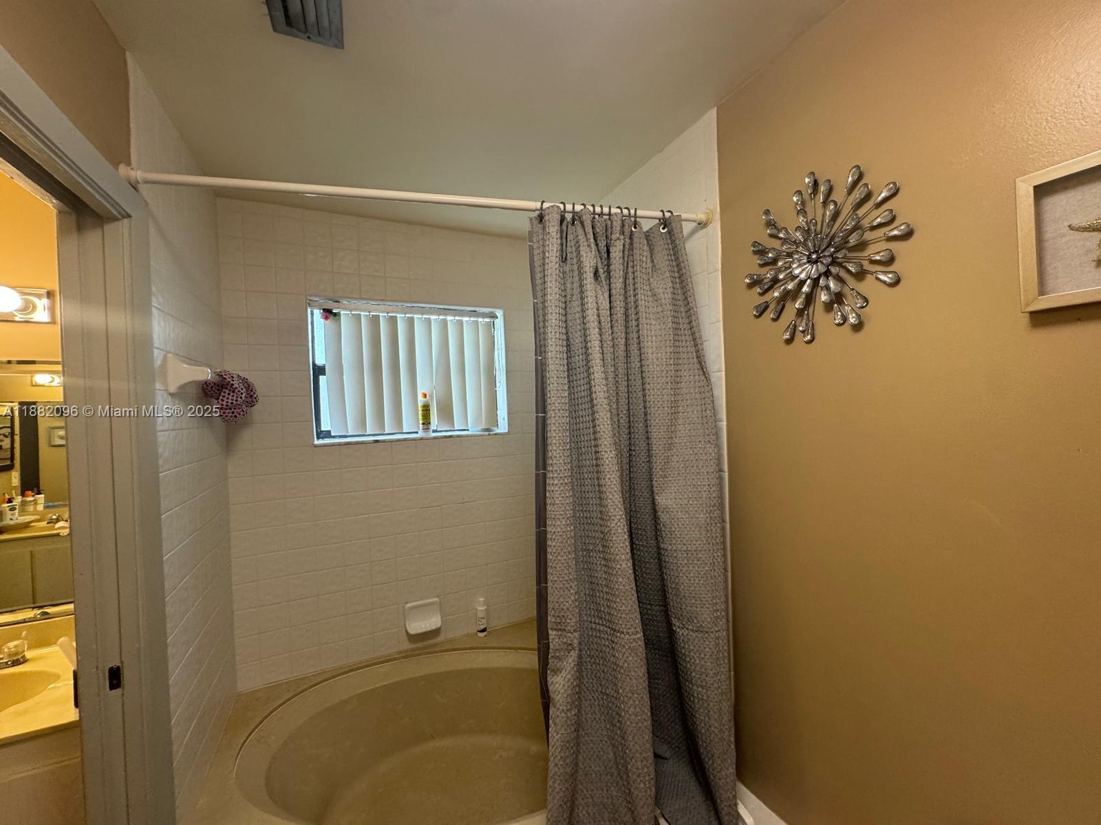 HAMMOCKS AT COCONUT CREEK - Residential Lease