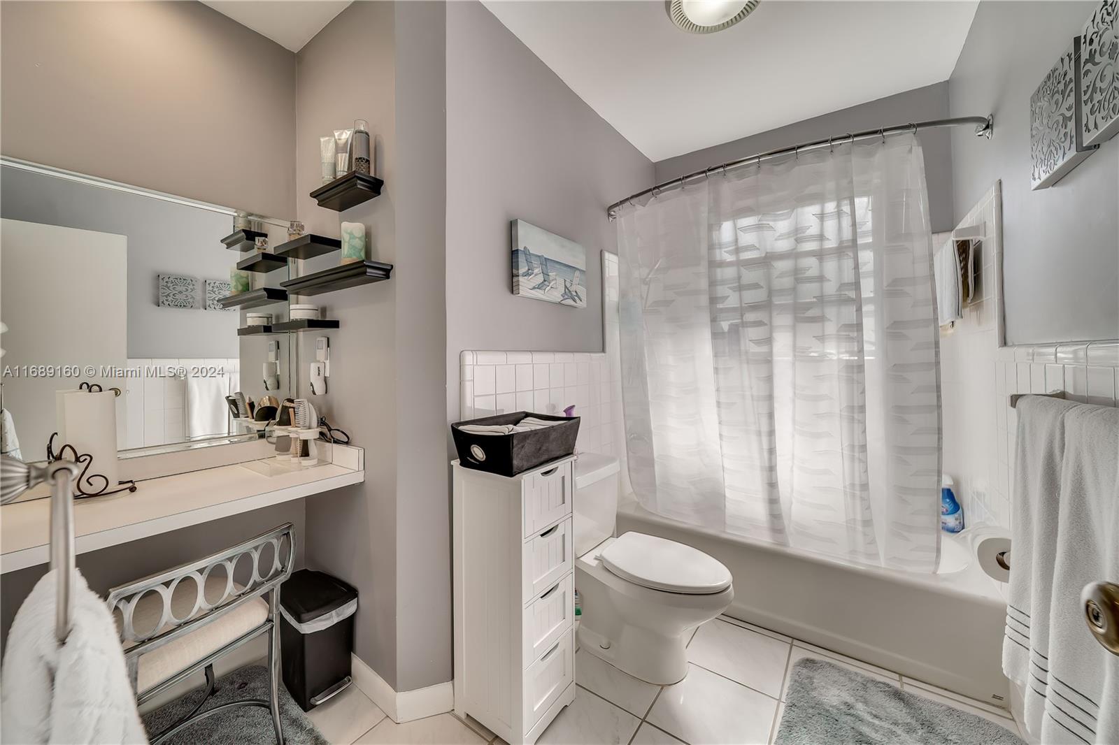 PLANTATION ISLES SEC TWO - Residential