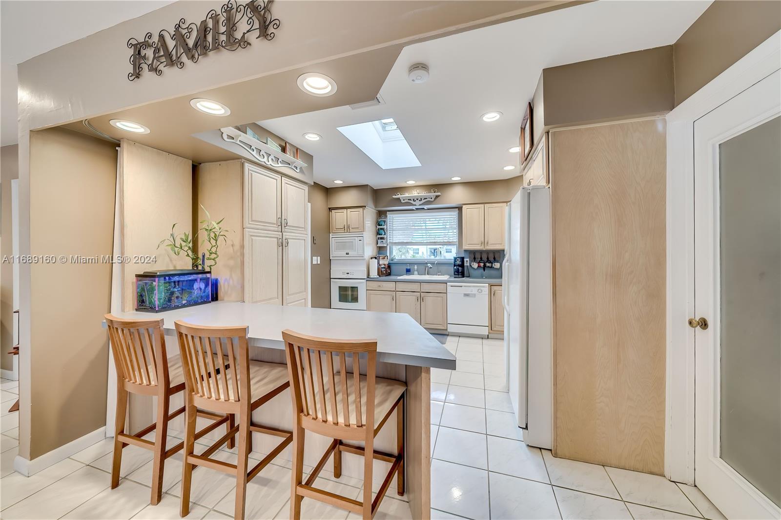 PLANTATION ISLES SEC TWO - Residential