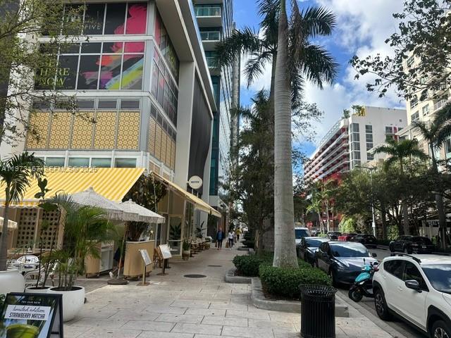 MIDBLOCK MIAMI CONDO - Residential