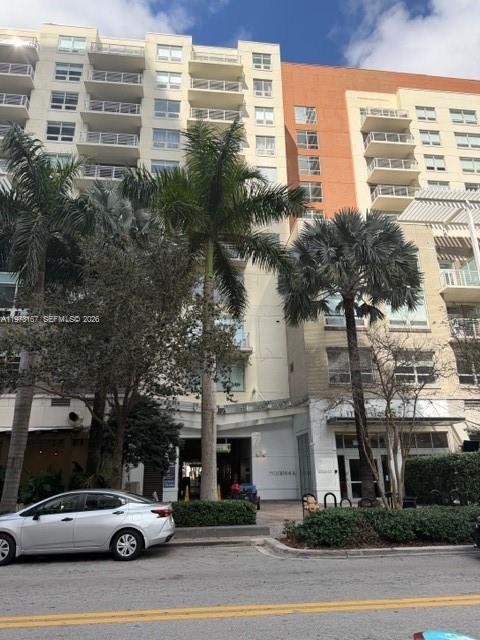 MIDBLOCK MIAMI CONDO - Residential