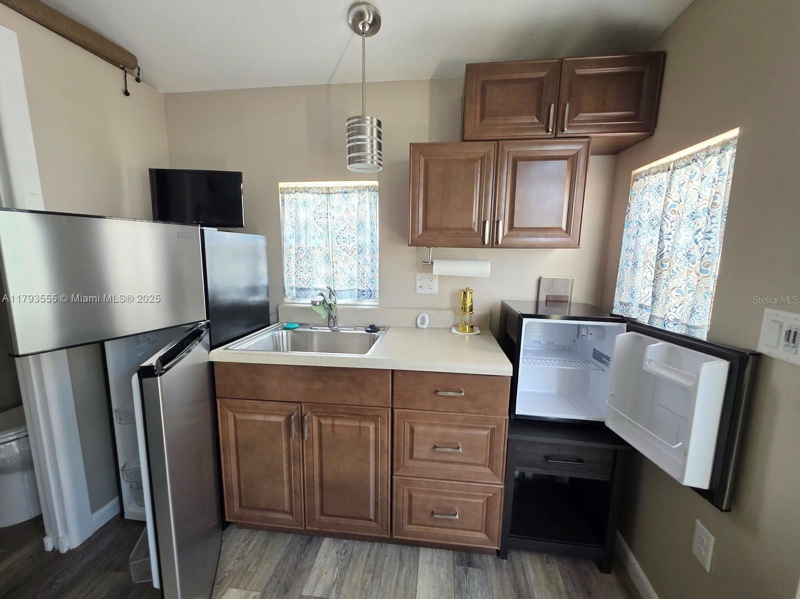 Silver Palms RV Resort - Land