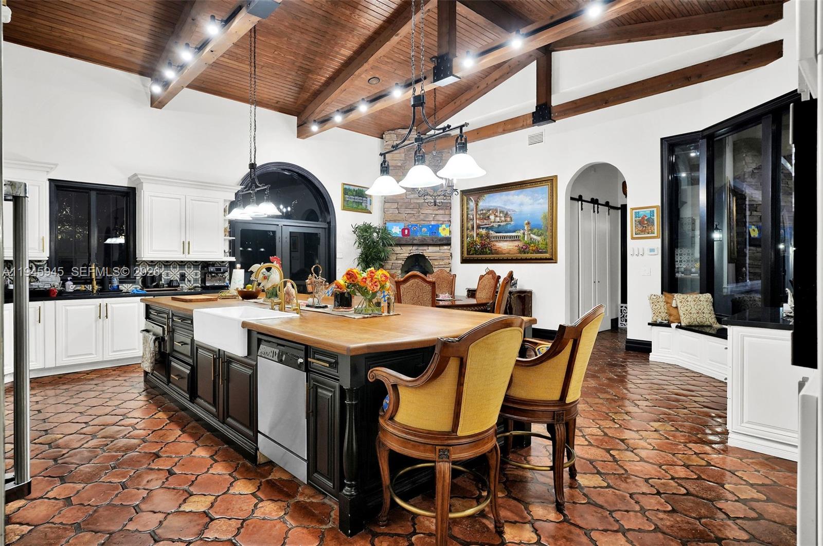 KILLIAN DRIVE ESTATES - Residential