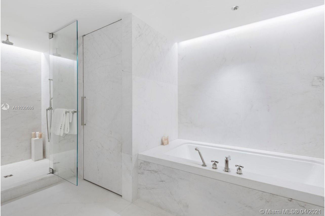 SURF CLUB CONDO - Residential