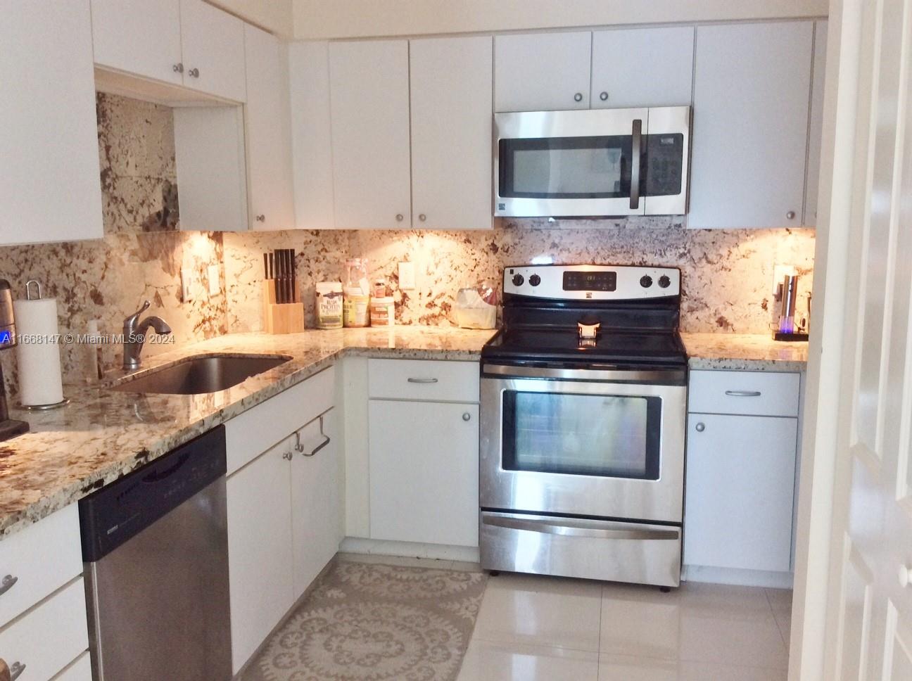 Property for Sale at 1250 S Miami Ave 3603, Miami, Broward County, Florida - Bedrooms: 2 
Bathrooms: 2  - $620,000