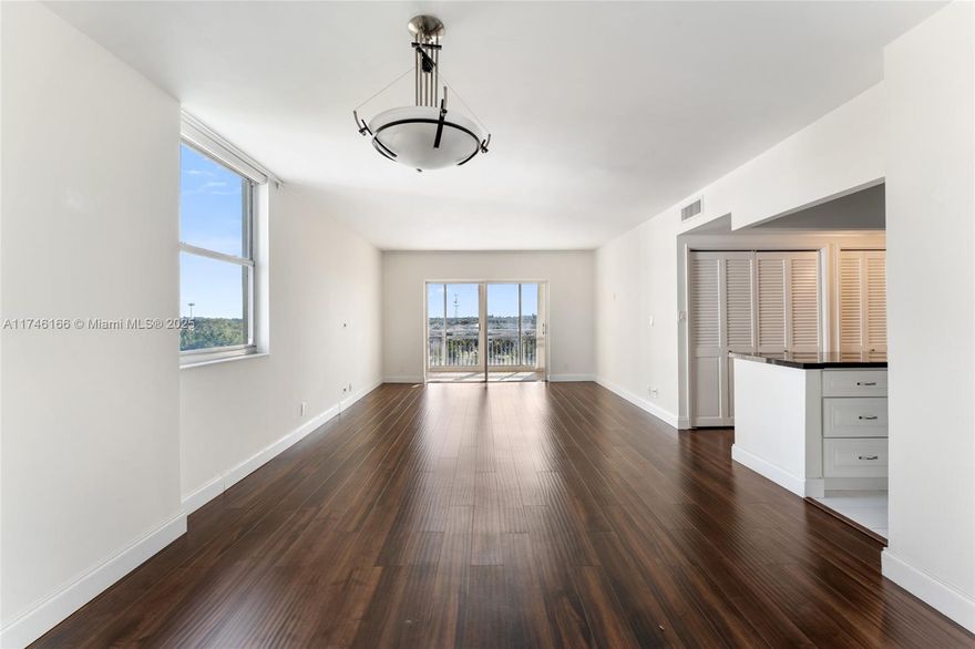 Welcome to this bright, inviting and spacious 2-bedroom, 2-bathroom corner unit on the 6th floor offering abundant natural light and a modern, open floor plan. Beautifully updated finishes, generous closet space, and large windows throughout.
Located in a desirable Hollywood area, you'll enjoy access to Hollywood Beach, dining, shopping, and more. This well-maintained condo is move-in ready and perfect for those seeking a serene, stylish living space in one of South Florida's most desirable neighborhoods. Don’t miss this rare opportunity—schedule a showing today!