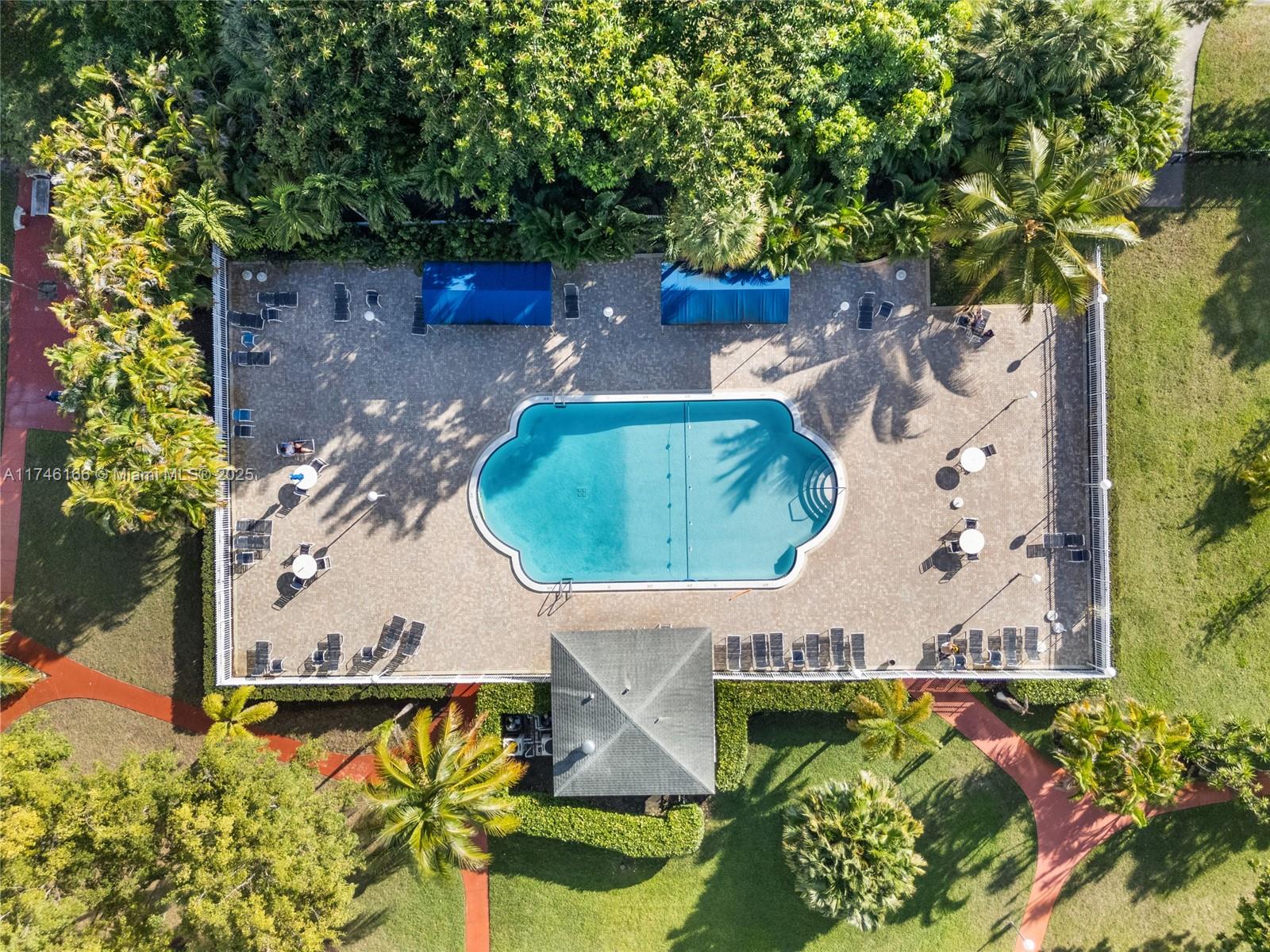HILLCREST NO 21 CONDO - Residential