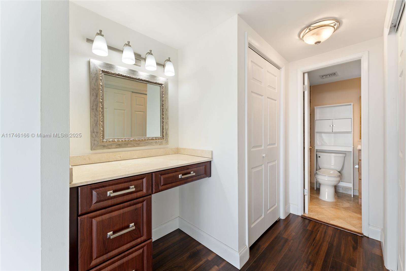 HILLCREST NO 21 CONDO - Residential