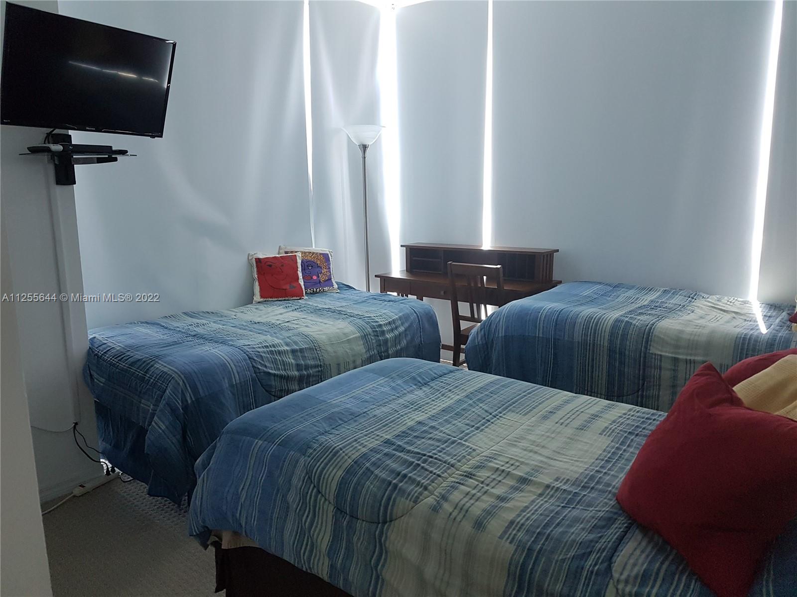 THE PLAZA 851 BRICKELL - Residential Lease