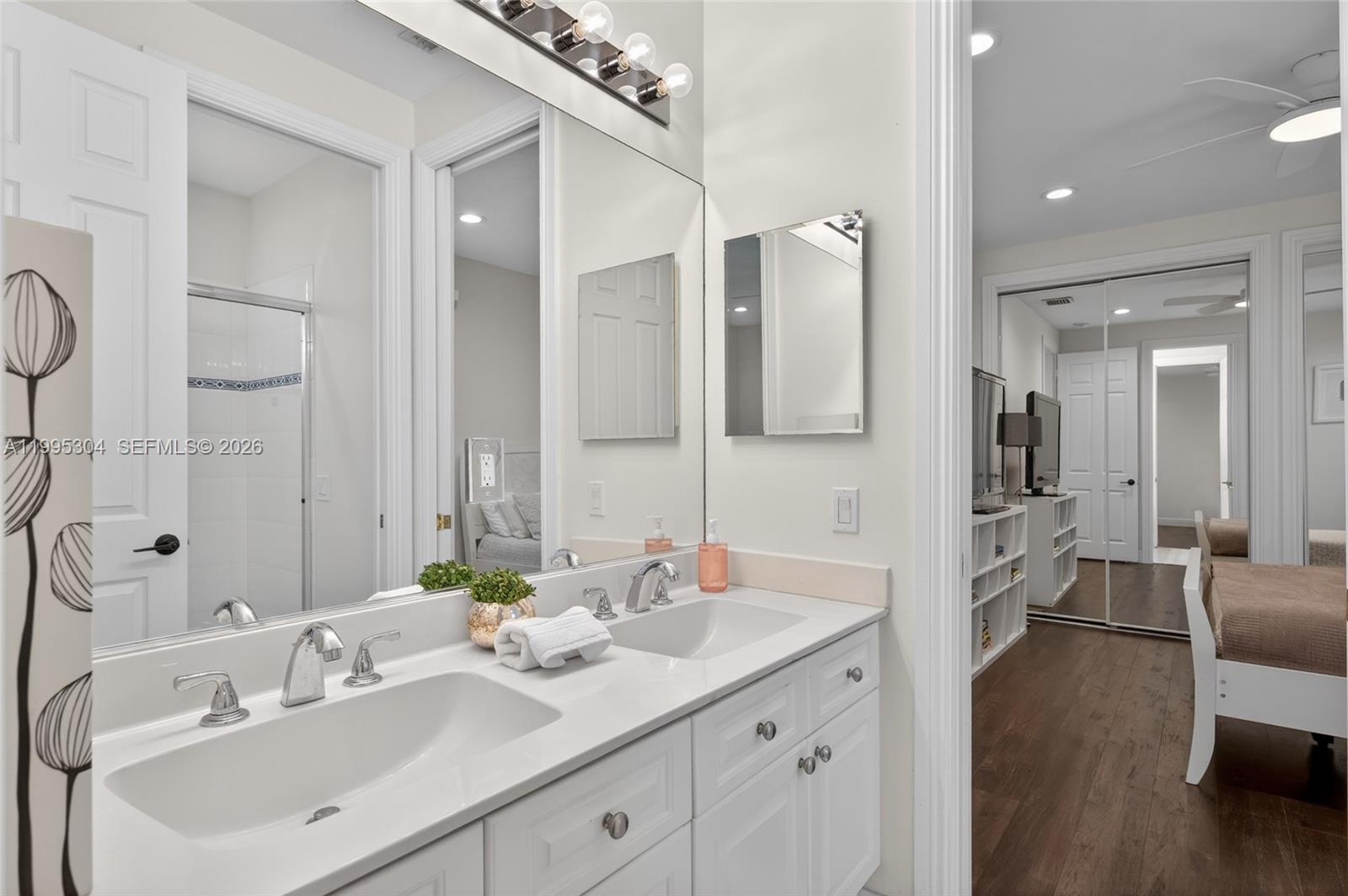 SECTOR 7-PARCEL W - Residential