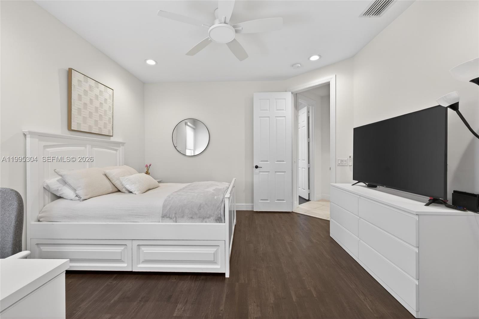 SECTOR 7-PARCEL W - Residential