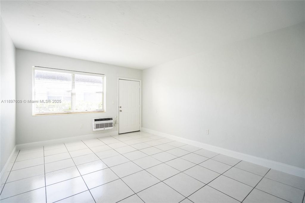 Photo of 7829 Carlyle #4, Miami Beach, FL 33141 (MLS # A11897609)