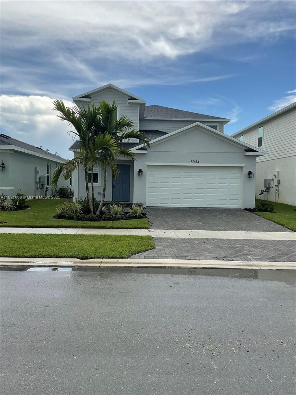 Photo of 5924 NW Fairfox Way, Port St Lucie, FL 34987 (MLS # A11821668)