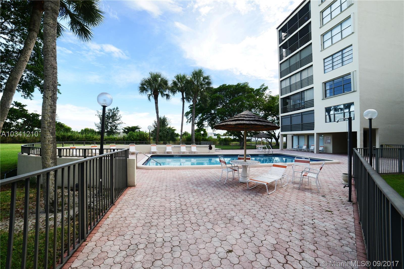 CYPRESS BEND 1-B & 1-C CO - Residential Lease