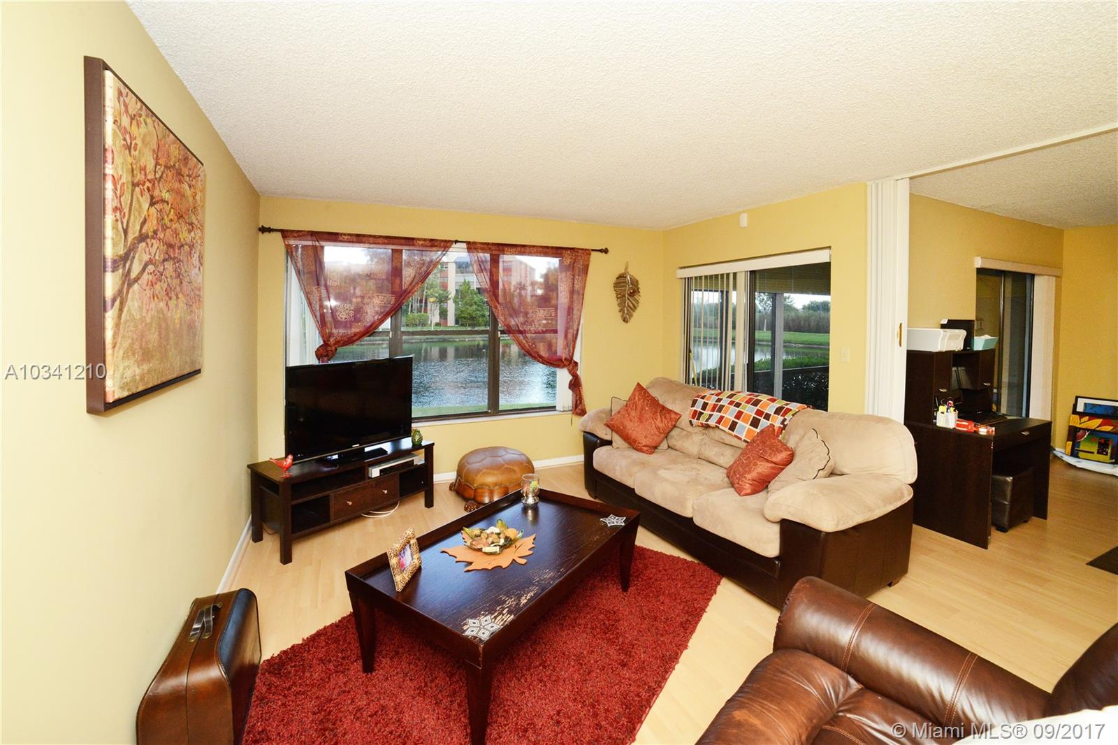 CYPRESS BEND 1-B & 1-C CO - Residential Lease