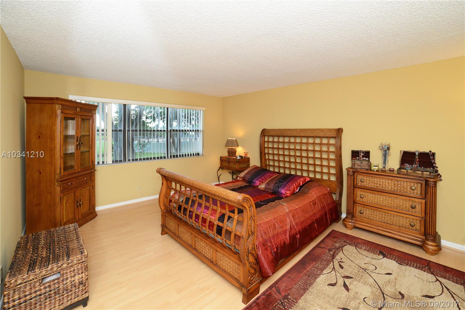 CYPRESS BEND 1-B & 1-C CO - Residential Lease