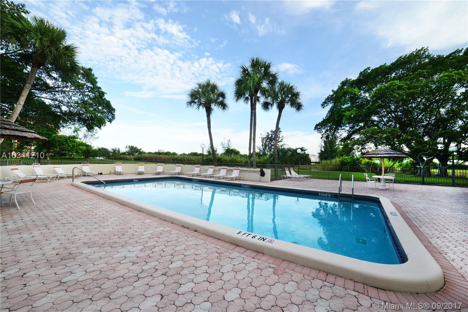 CYPRESS BEND 1-B & 1-C CO - Residential Lease