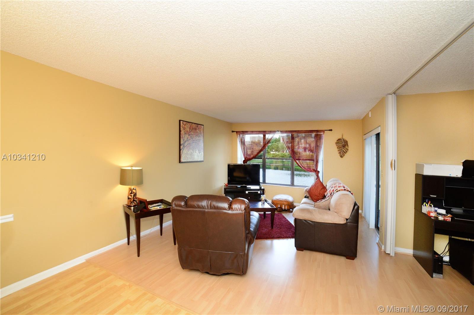 CYPRESS BEND 1-B & 1-C CO - Residential Lease