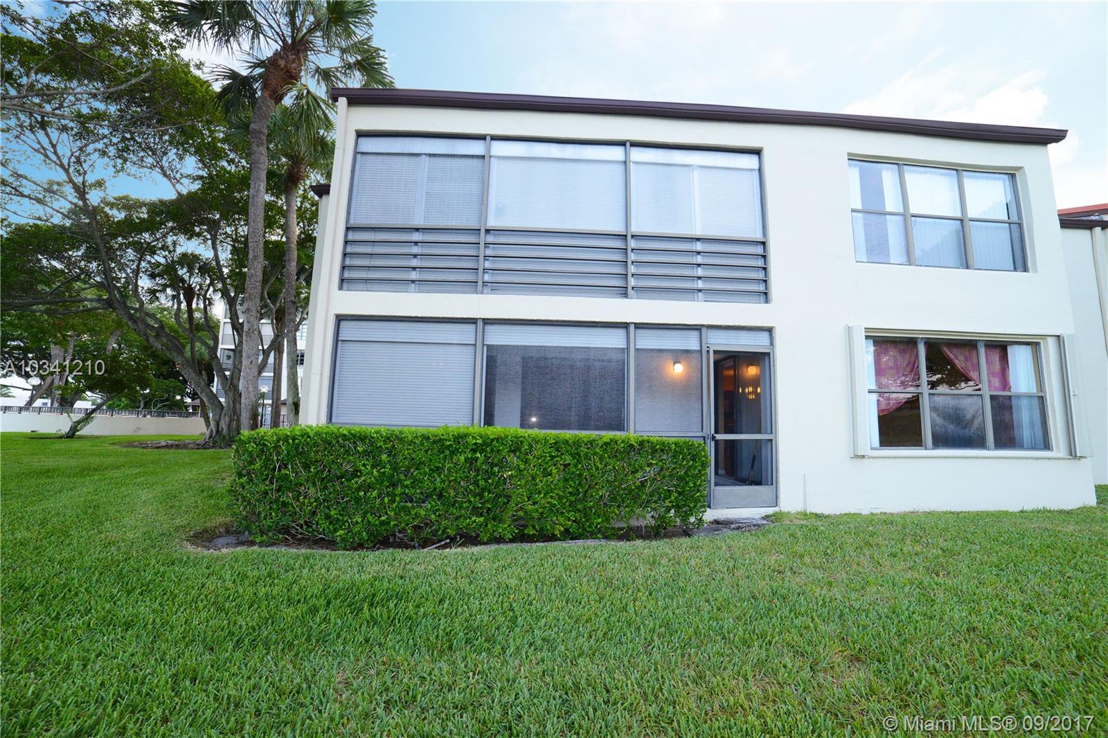 CYPRESS BEND 1-B & 1-C CO - Residential Lease